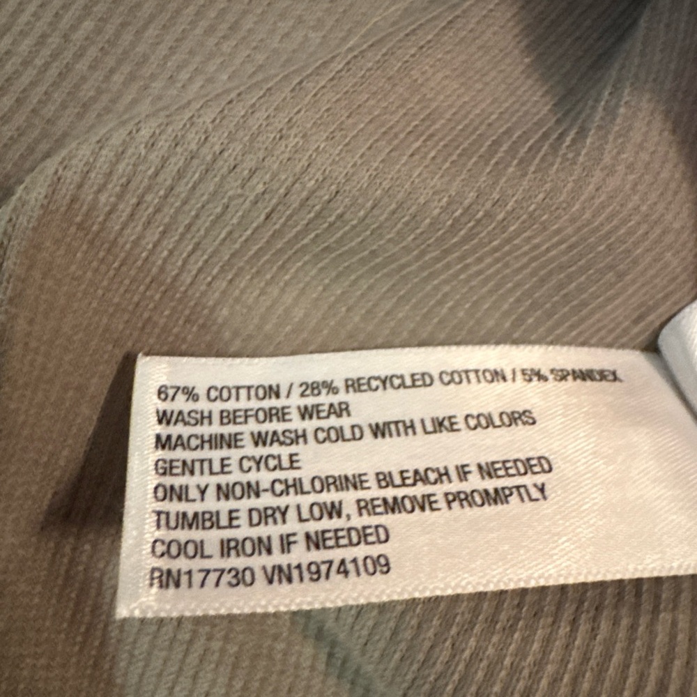 Universal Thread Olive Ribbed Button-Up Top - Picture 7 of 10